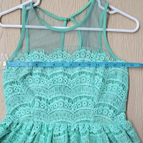 En Creme Mint Lace Mini Dress - Picture 7 of 9